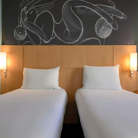 Ibis Center Szálloda