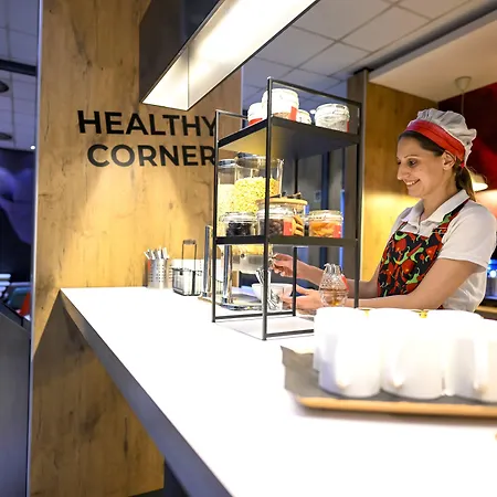 Ibis Center 4* Skopje