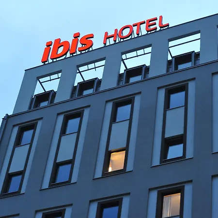 Ibis Center Hotel 4*