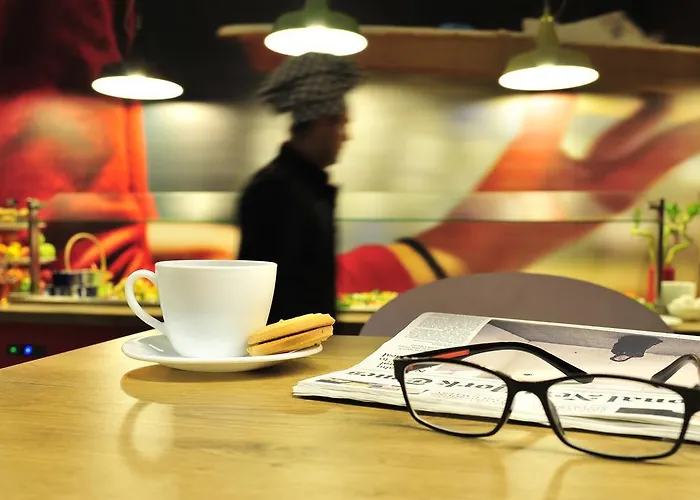 Ibis Center Hotel 4*