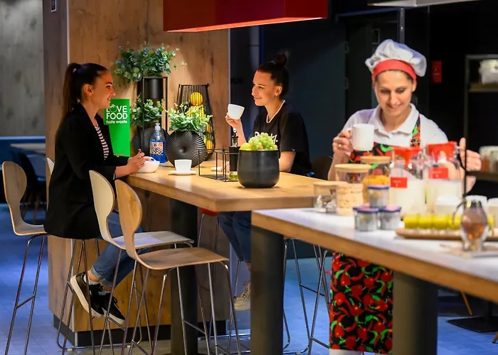 Hotel Ibis Center 4*