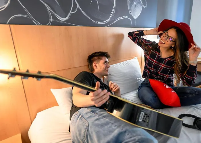 Hotel Ibis Center 4*