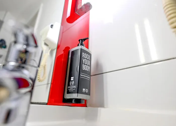 Ibis Center Hotel 4*