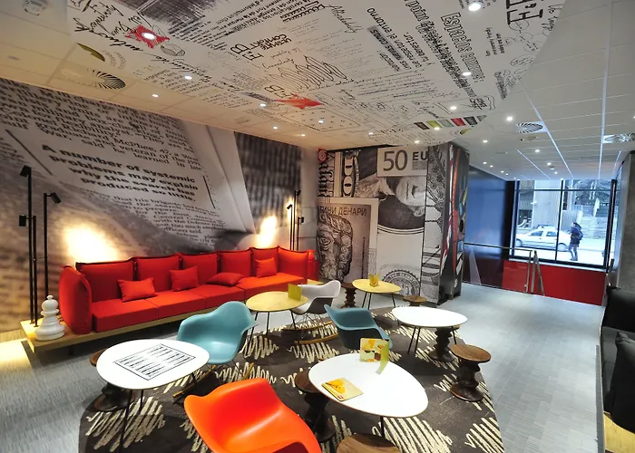 Ibis Center Hotel 4*